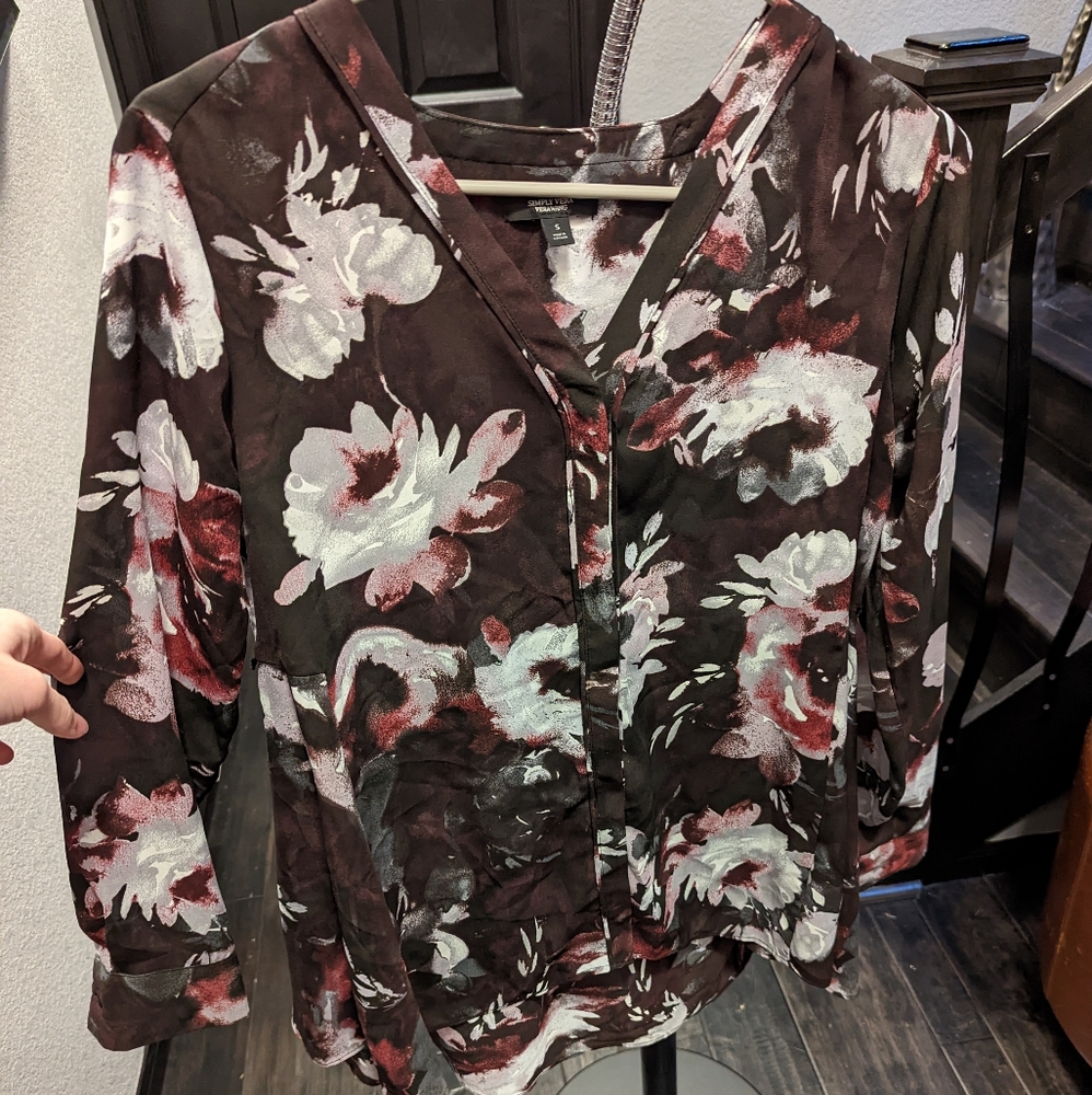 Vera Wang floral blouse